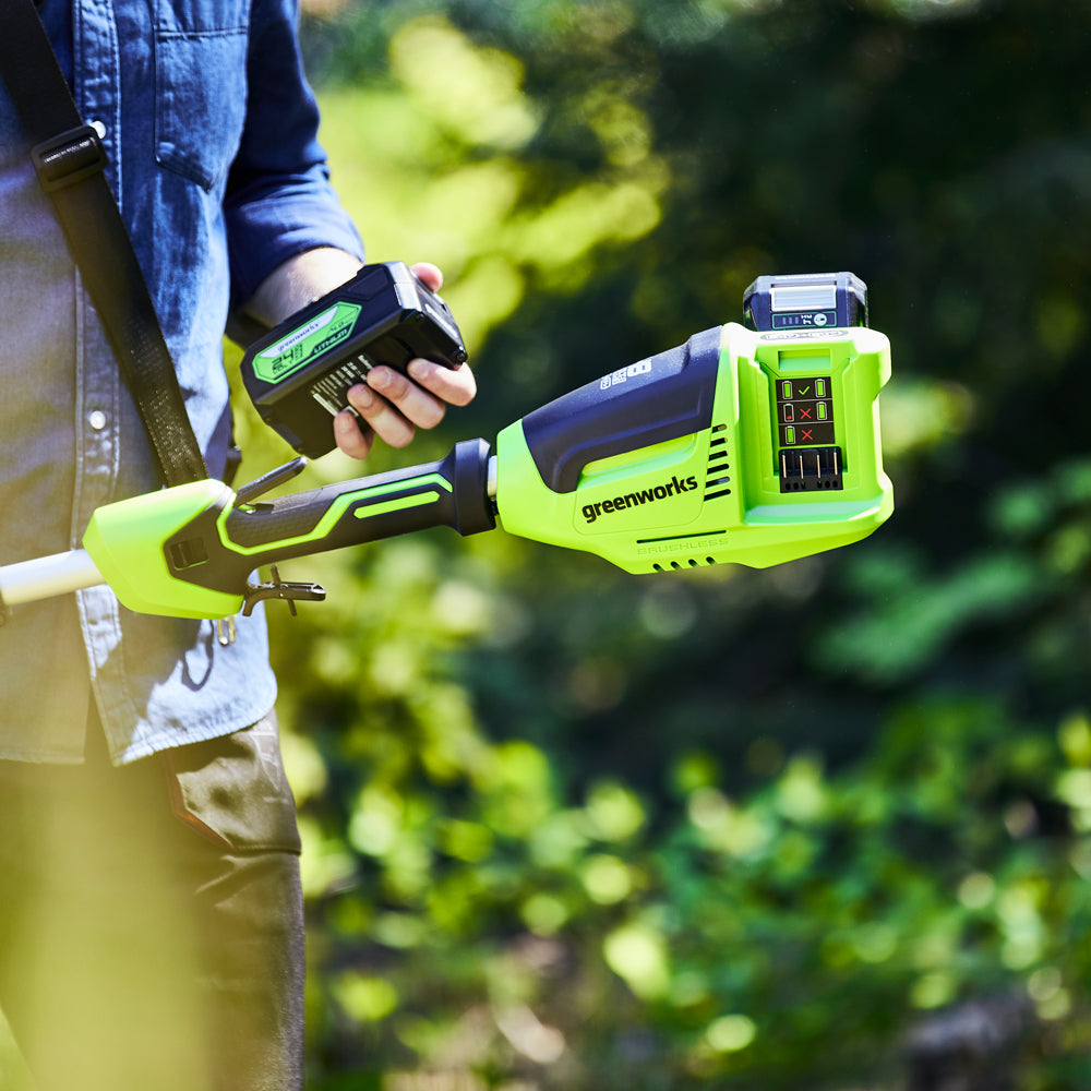 GreenWorks GD24X2TXK4X Split-Shaft 48V (2 x 24V) Cordless Grass Trimmer (with 2 x 4Ah Batteries & 2A Twin Charger)
