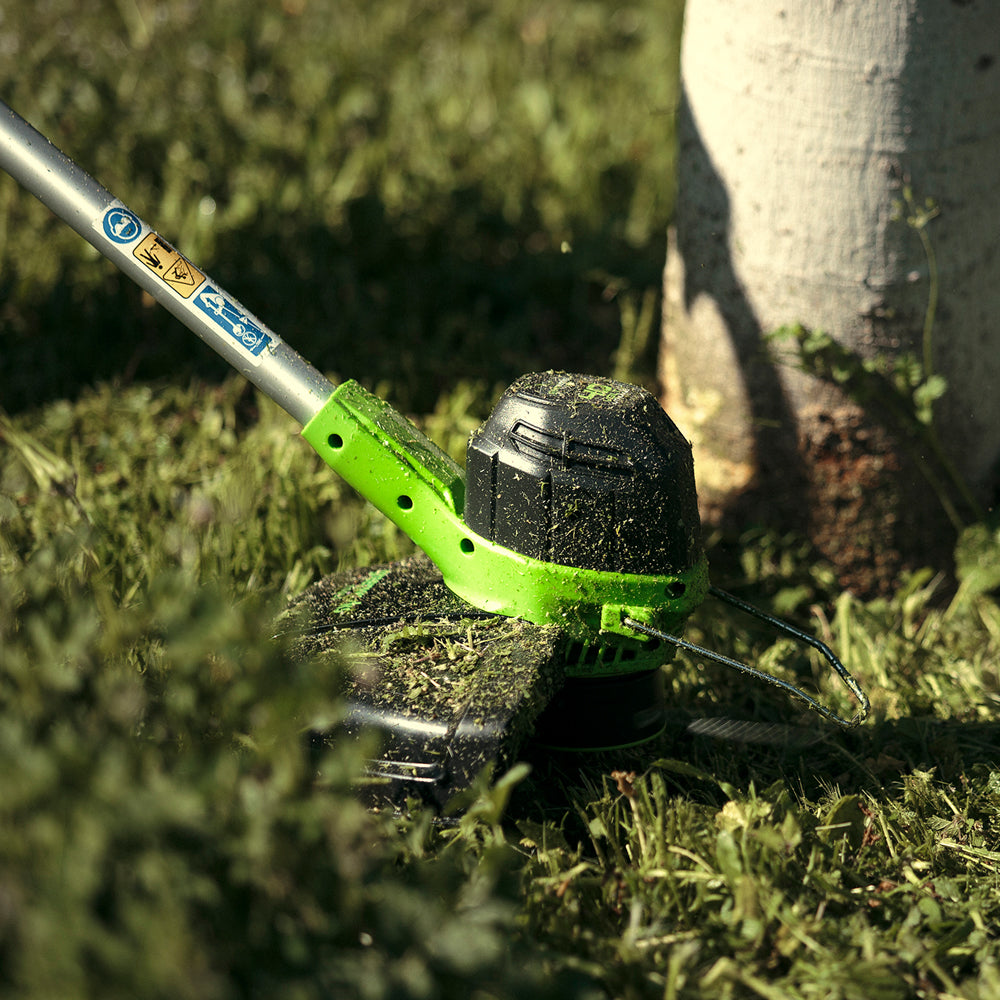 GreenWorks G40LTK2 G-MAX 40V Front Mount Cordless Grass Trimmer (with 1 x 2Ah Battery and 2A Charger)