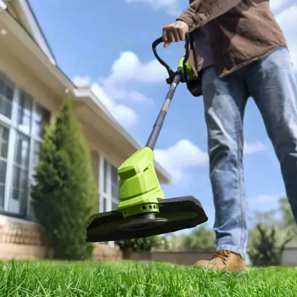 GreenWorks ST24B216-01 25cm 24V Cordless Grass Trimmer (with 2Ah Battery & Charger)