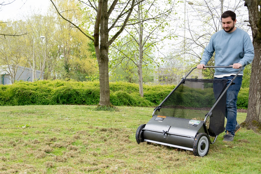 The Handy THPLS 26" Push Lawn Sweeper