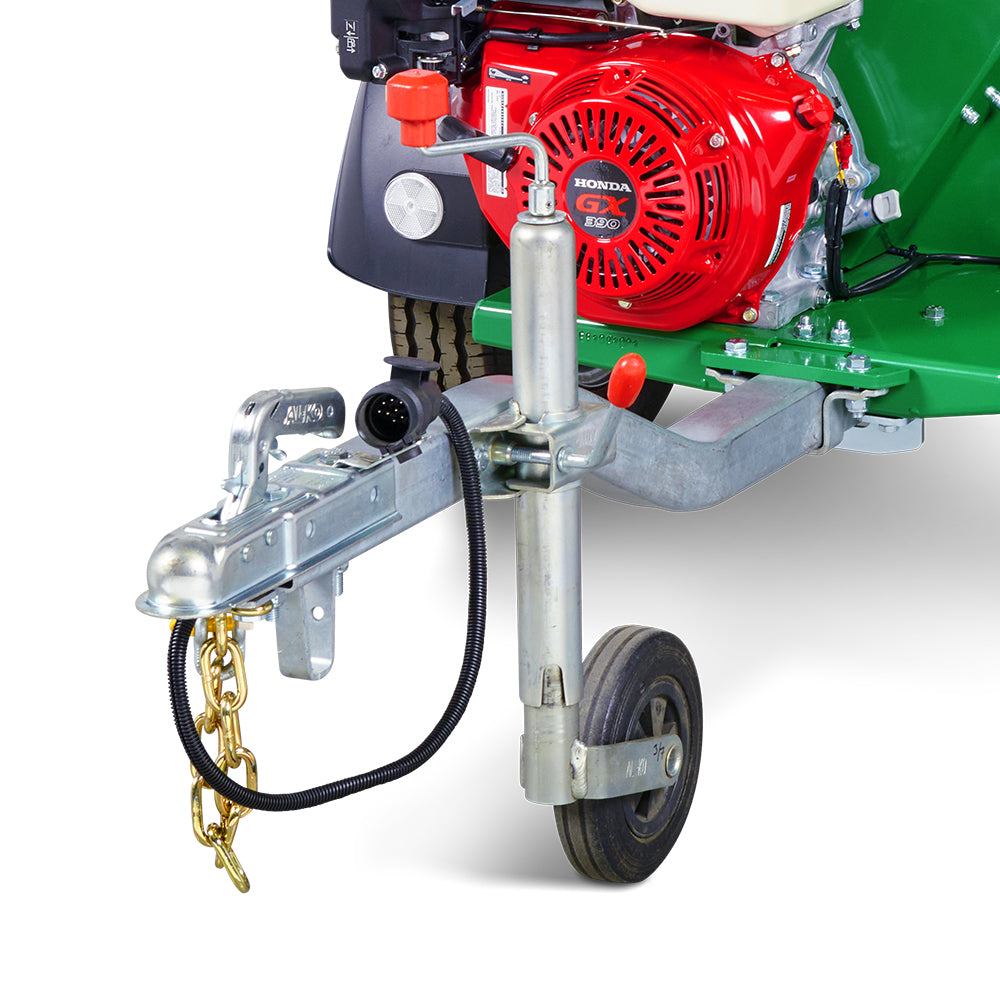 Hansa C13RT 9cm Towed Petrol Chipper