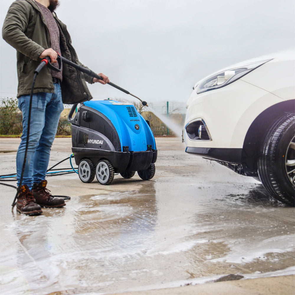 Hyundai HY210HPW-3 2611psi 13L/min 6.3kW Diesel Hot Pressure Washer