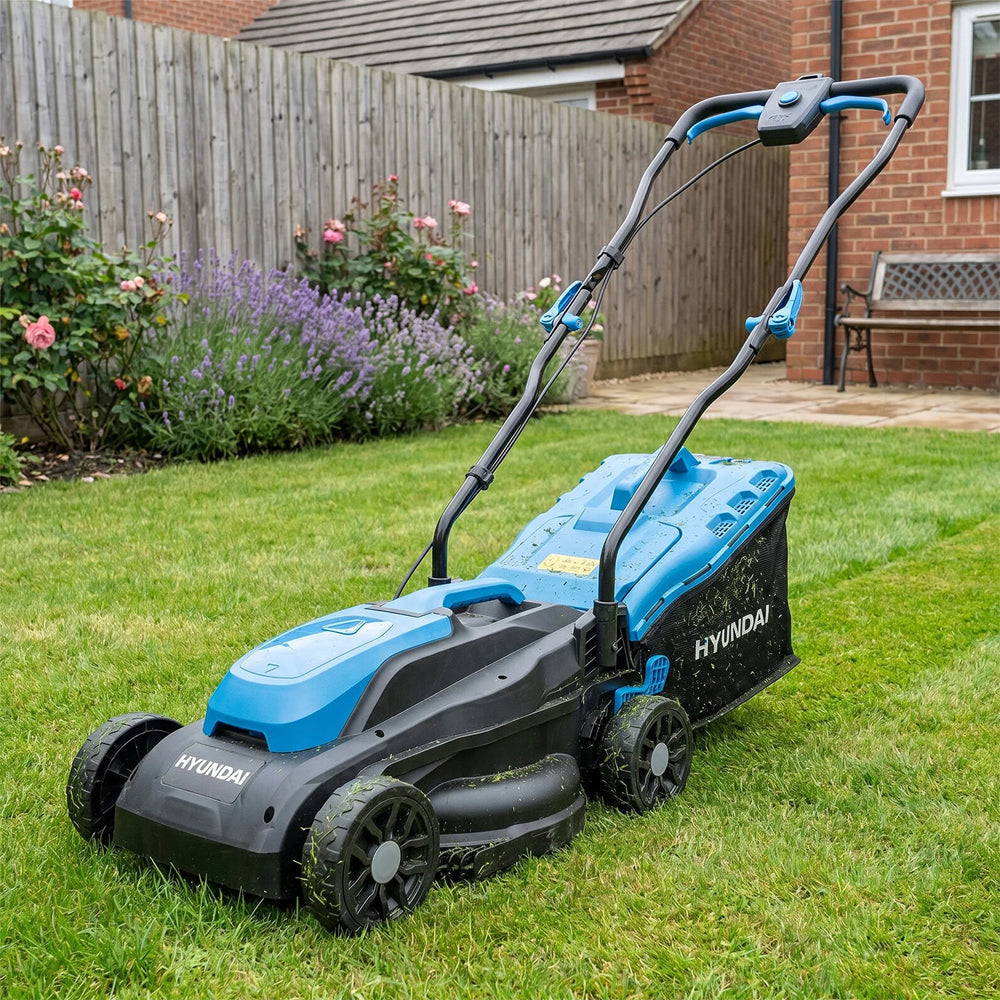 Hyundai HY20CLM33 3-in-1 20V MAX Push Cordless Lawn Mower (with 4Ah Battery & 2A Charger)