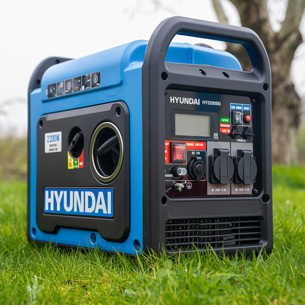Hyundai HY2250SEi 2200W Petrol Inverter Generator (Electric Start)
