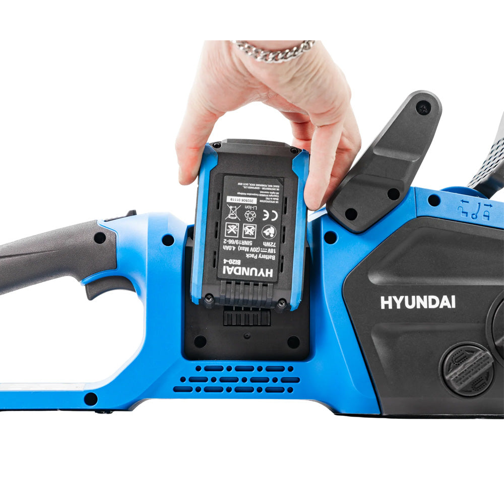 Hyundai HY40CCS350 40V (2x20V) Cordless Chainsaw (with 2 x 4Ah Batteries & Dual Charger)