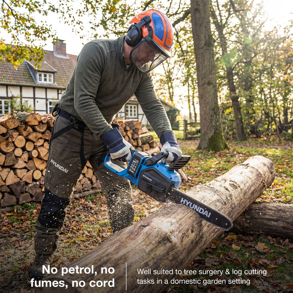 Hyundai HY40CCS350 40V (2x20V) Cordless Chainsaw (with 2 x 4Ah Batteries & Dual Charger)