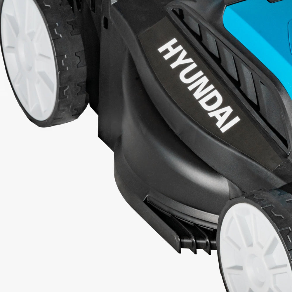 Hyundai HY40CLM38 3-in-1 40V (2x20V) Push Cordless Lawn Mower (with 2 x 4Ah Batteries & Dual Charger)