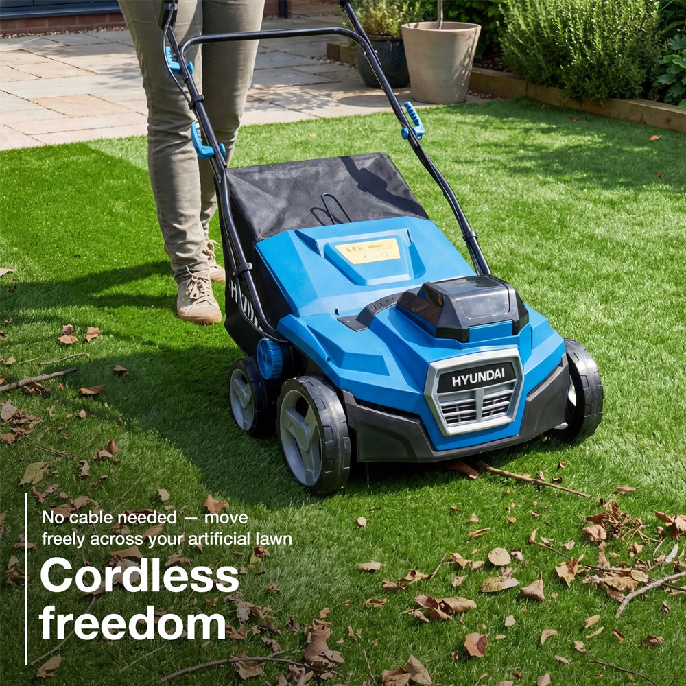 Hyundai HY40CSW38 38cm 40V (2x20V) Cordless Artificial Grass Sweeper / Brush (with 2 x 4Ah Batteries & Dual Charger)