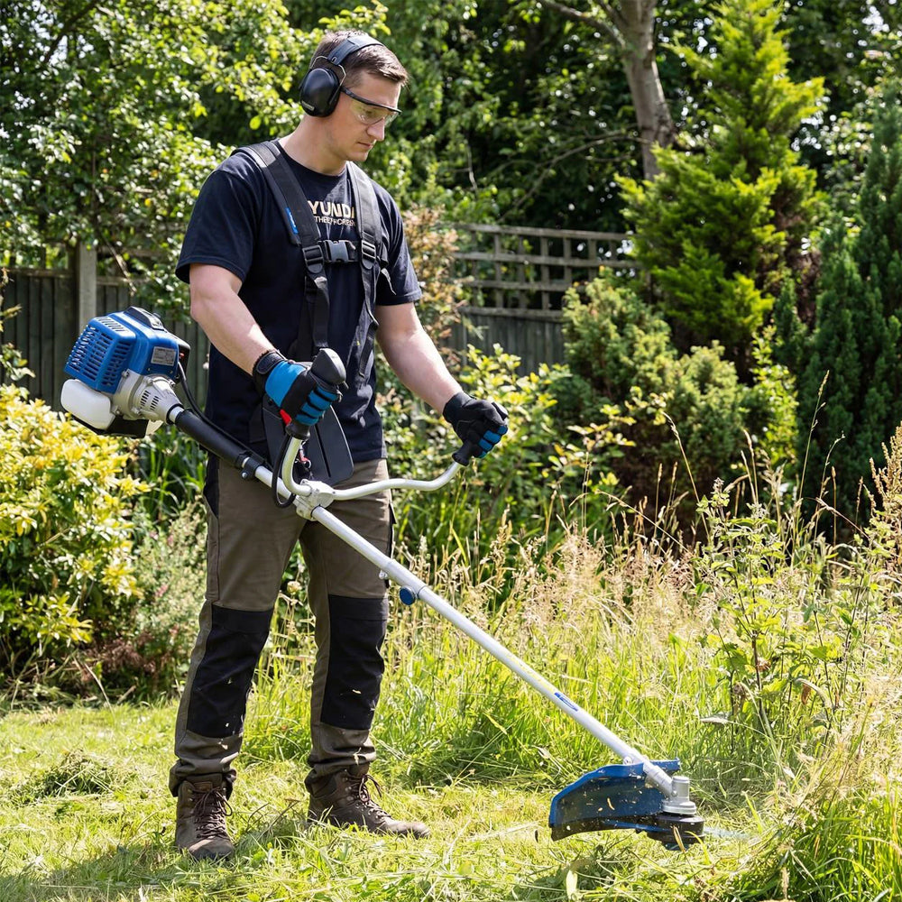 Hyundai HYBC5600X Petrol Brush Cutter / Grass Trimmer