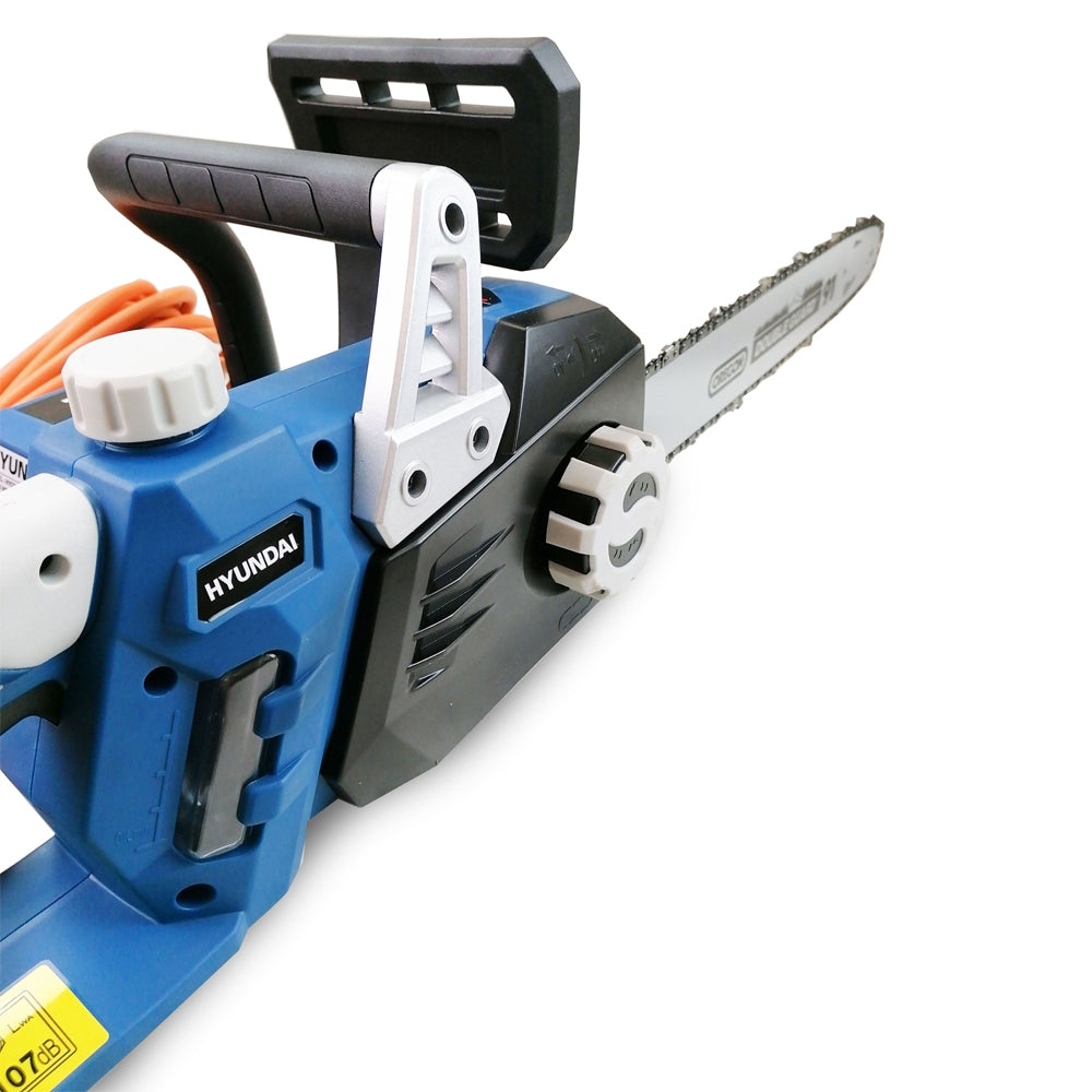 Hyundai HYC2400E 40cm 2400W Electric Chainsaw