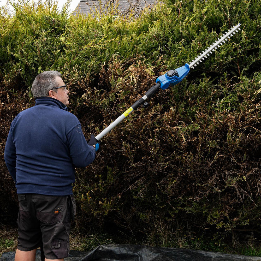 Hyundai HY20CPHT 20V MAX Cordless Long Reach Pole Hedge Trimmer (with 2Ah Battery & 2A Charger)