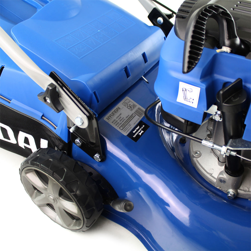 Hyundai HYM430SP Self-Propelled Petrol Lawn Mower