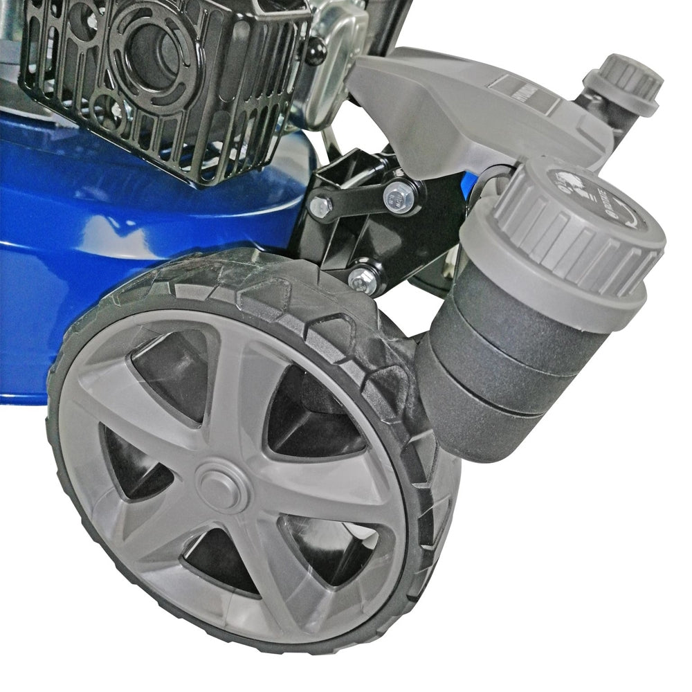 Hyundai HYM510SPEZ Zero-Turn Ultra Low Cut 4-Speed Self-Propelled Petrol Lawn Mower (Electric Start)