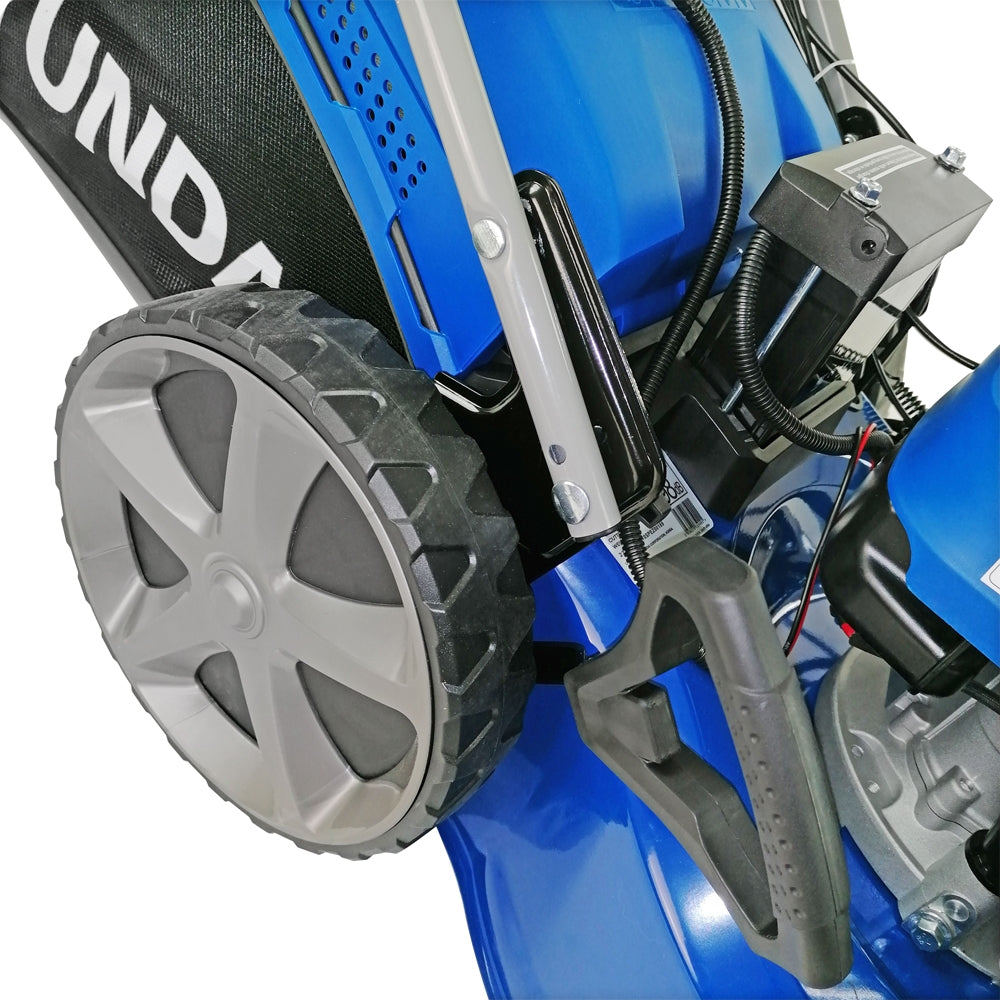 Hyundai HYM510SPEZ Zero-Turn Ultra Low Cut 4-Speed Self-Propelled Petrol Lawn Mower (Electric Start)