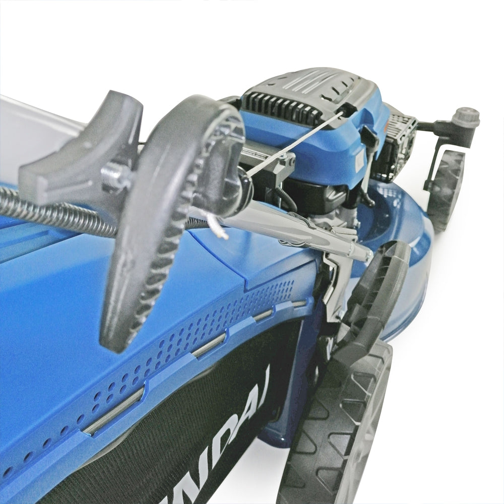 Hyundai HYM510SPEZ Zero-Turn Ultra Low Cut 4-Speed Self-Propelled Petrol Lawn Mower (Electric Start)