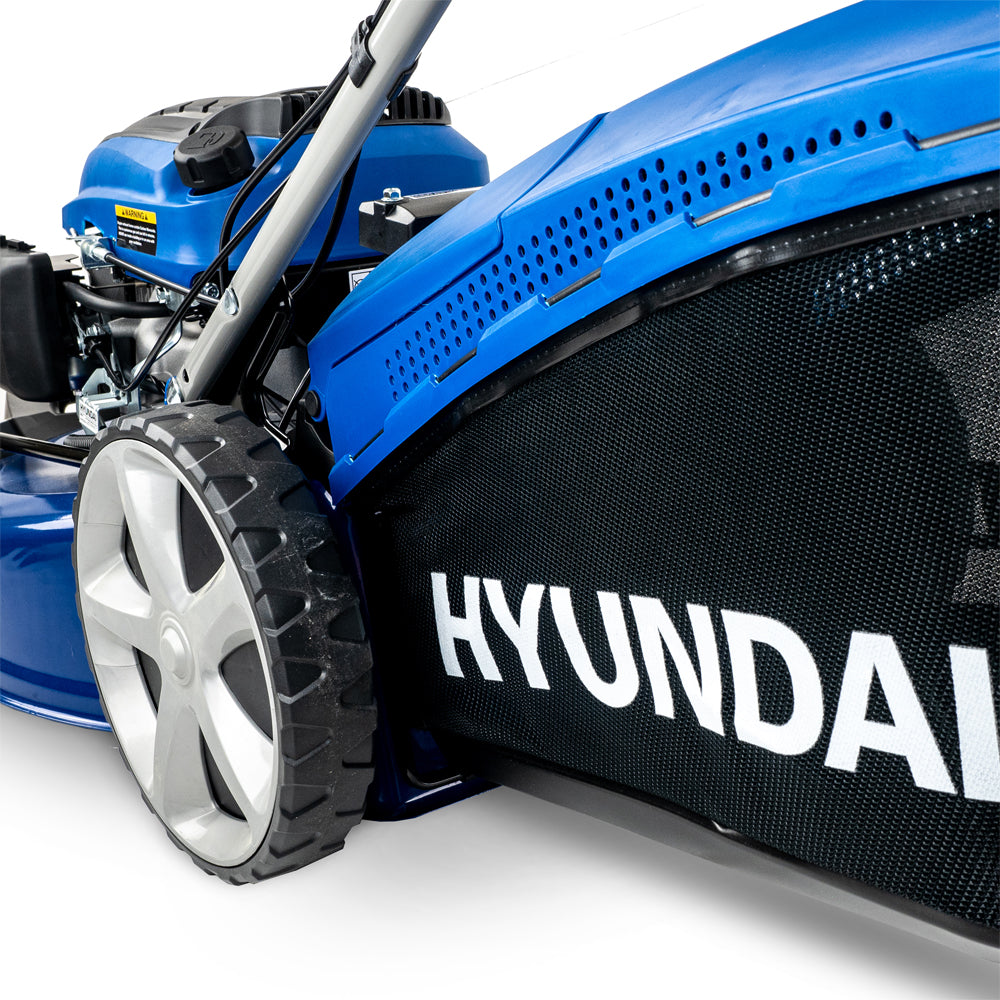 Hyundai HYM560SPE 4-in-1 4-Speed Self-Propelled Petrol Lawn Mower (Electric Start)