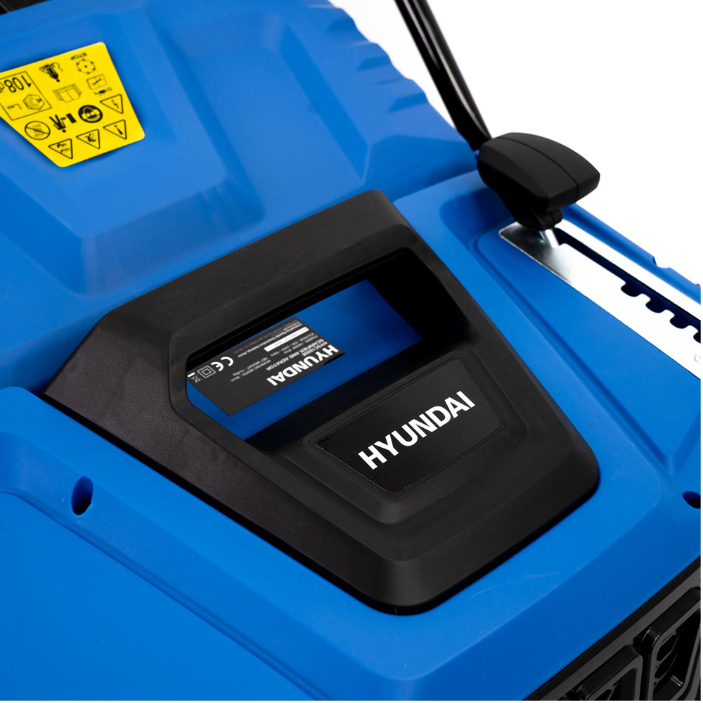 Hyundai HYSC1600E 2-in-1 Electric Scarifier / Lawn Rake