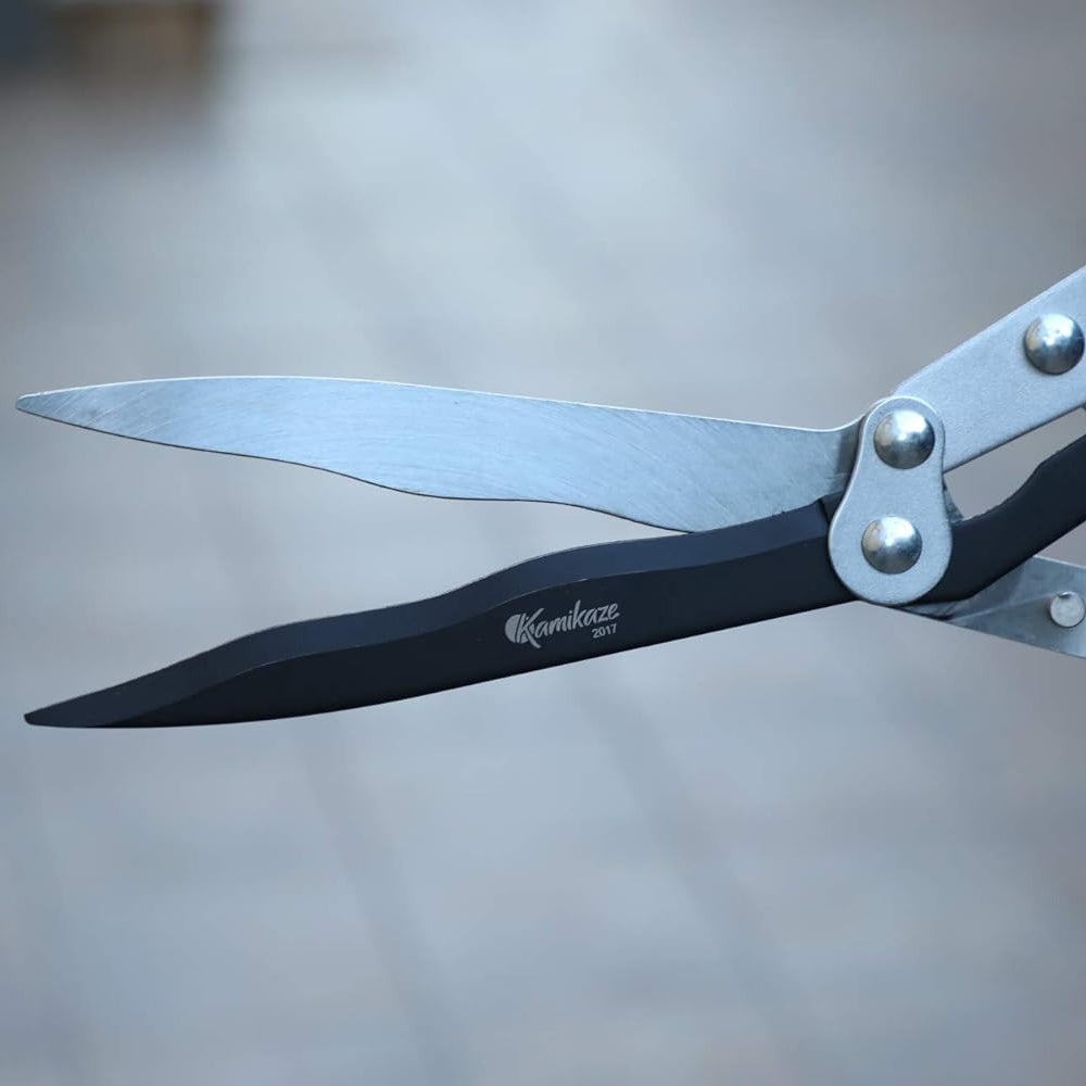 Kamikaze Garden KM-40 Telescopic Wavy Blade Hedge Shears