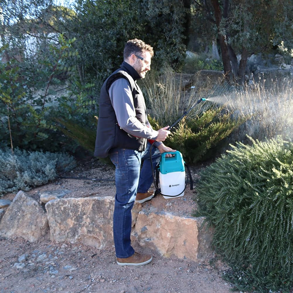 Keeper Forest 7 7 Litre Hand-held Battery Sprayer