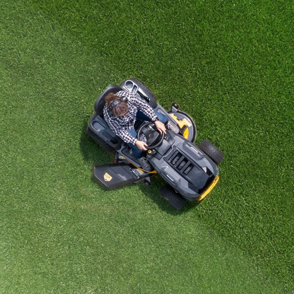 Cub Cadet LT1 S86 Force Series 86cm Manual Side Discharge Lawn Tractor