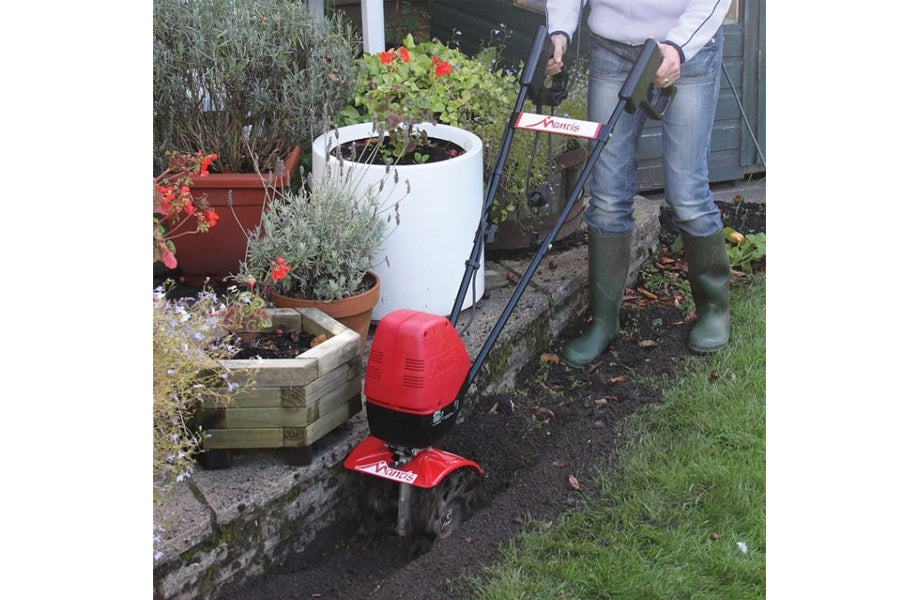 Mantis Classic 7252-12-40 780W Electric Tiller with FREE Kickstand