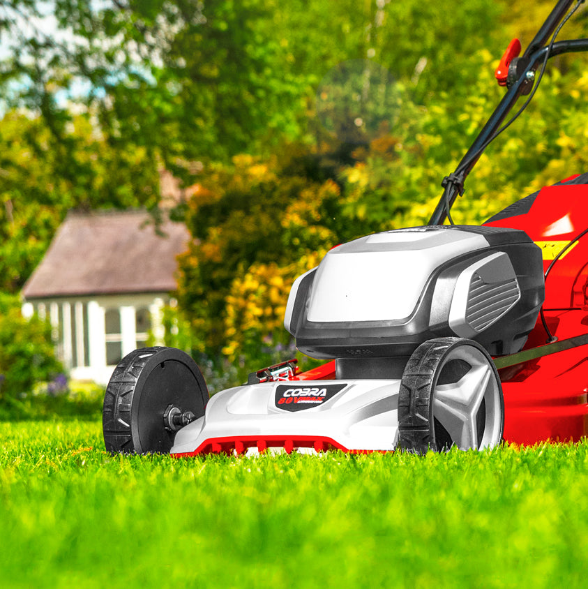 Cobra RM51SP80VX Twin 40V MAX+ Self-Propelled Rear Roller Cordless Lawn Mower (with 2 x 40V 4Ah Batteries & 2 x Fast Chargers)