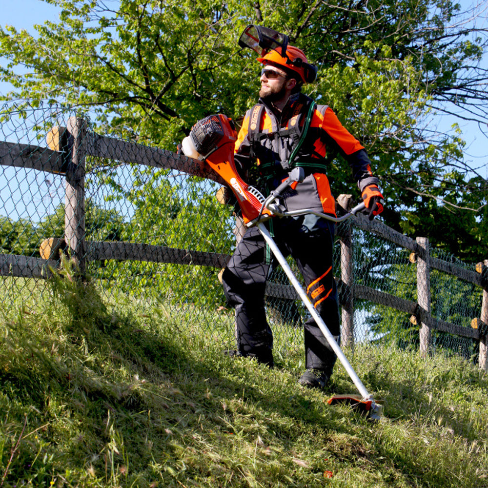 Oleo-Mac BC 550 MASTER Professional Petrol Brush Cutter