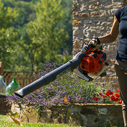 Oleo-Mac Leaf Blowers & Vacuums