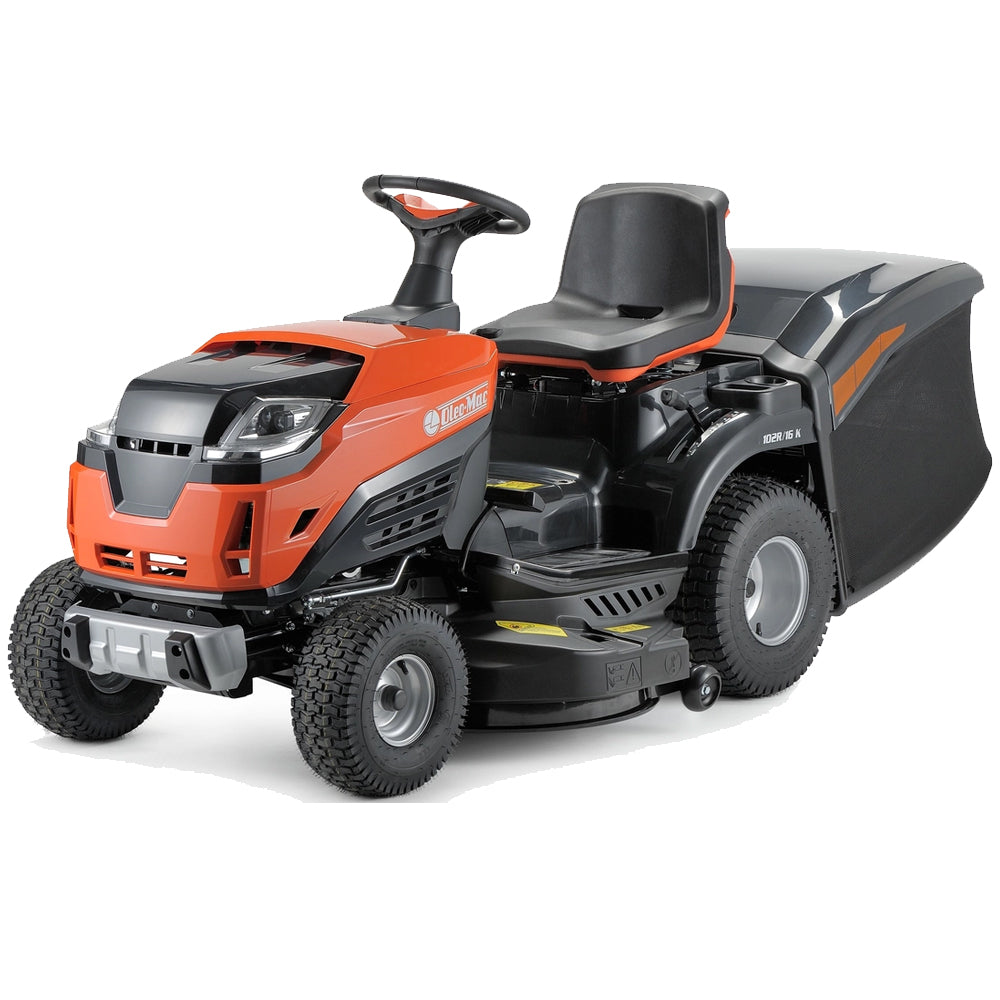 Oleo-Mac OM 102 R/16 K Comfort 102cm Hydrostatic Rear Collect Lawn Tractor