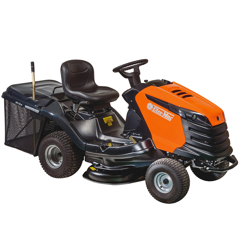 Oleo-Mac OM 92 S/16 KH Hydrostatic Rear Collect Lawn Tractor