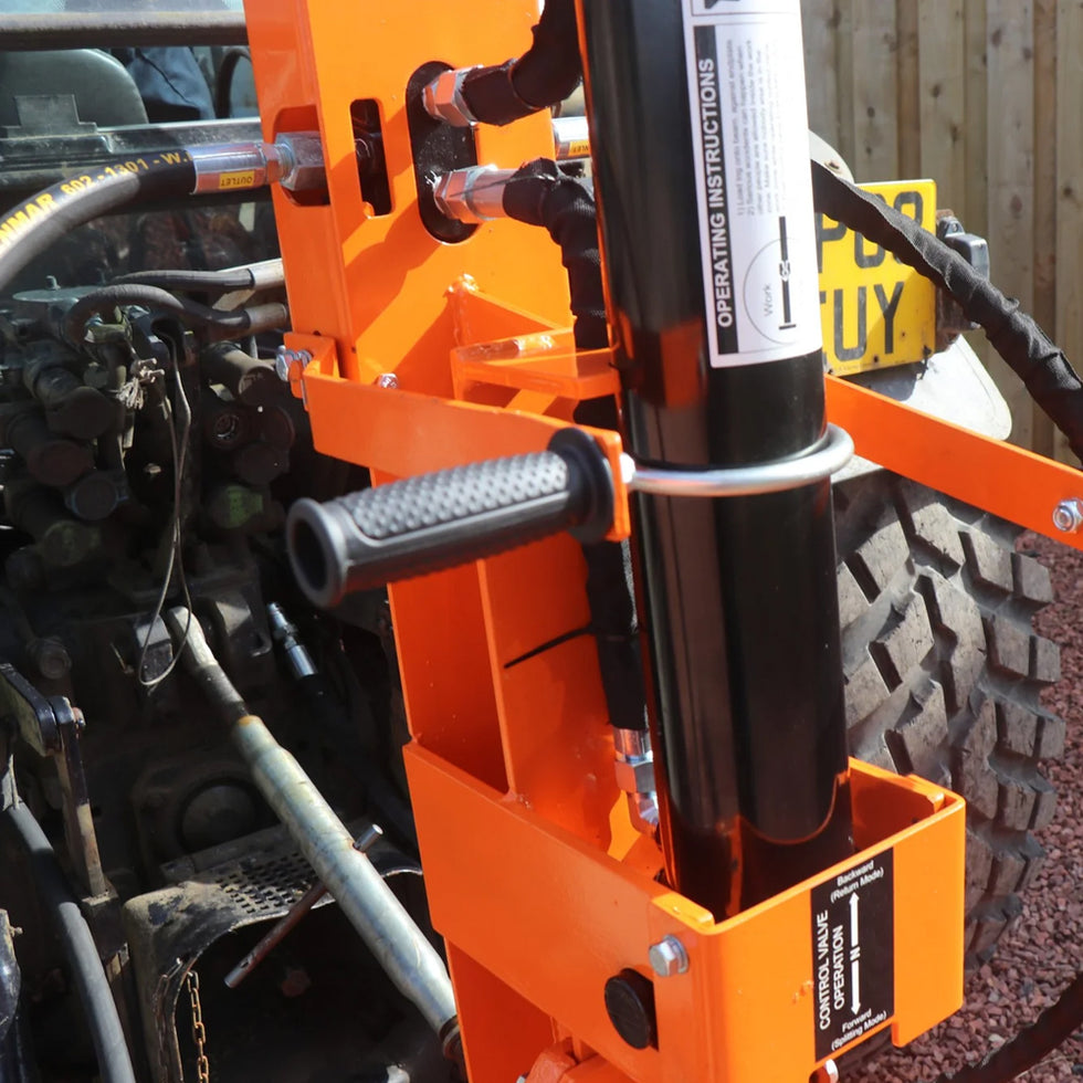 Rock 14 Ton Venom Vertical Tractor-Mounted Log Splitter – The Green Reaper