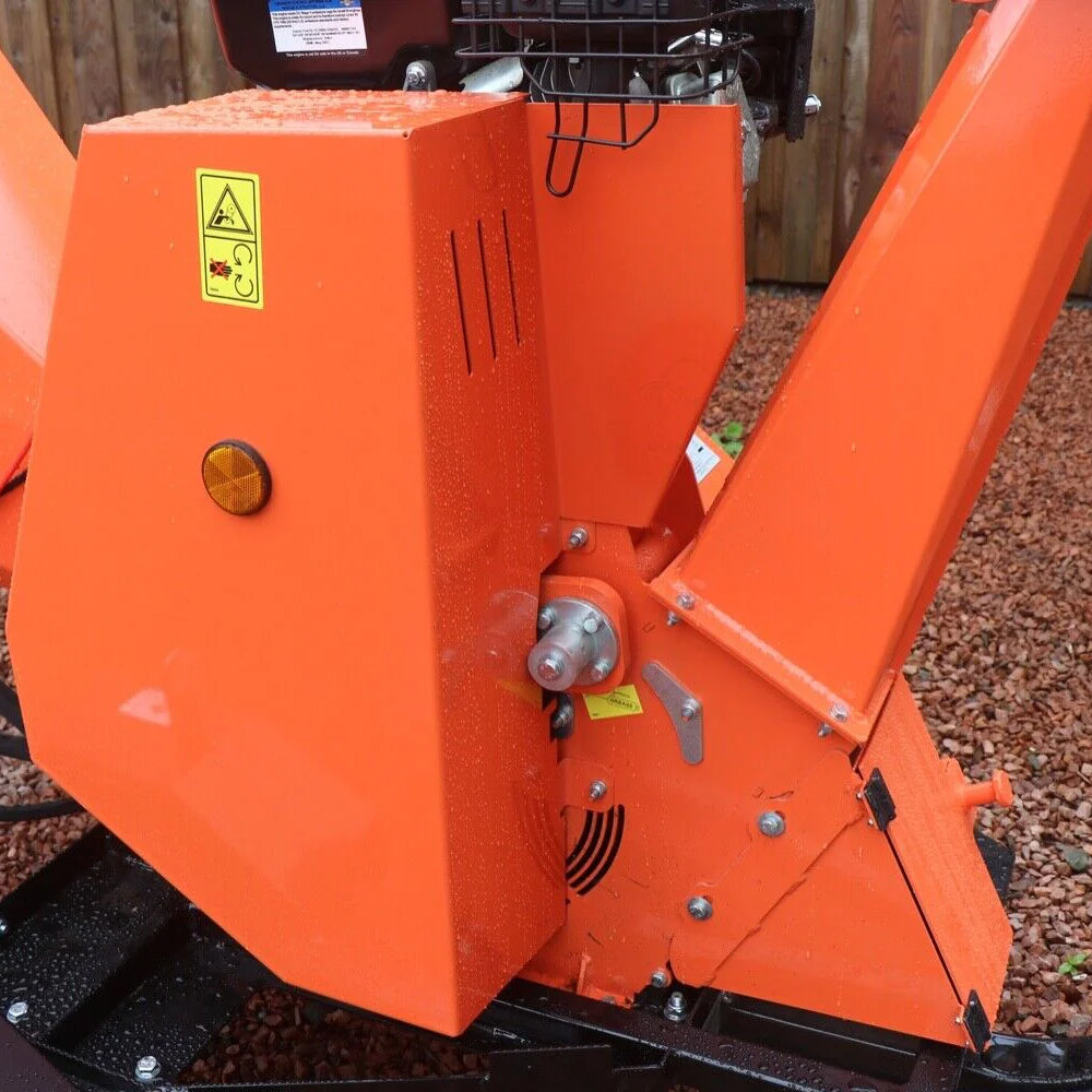 Rock RTC-100 9cm 13hp Road Towable Chipper