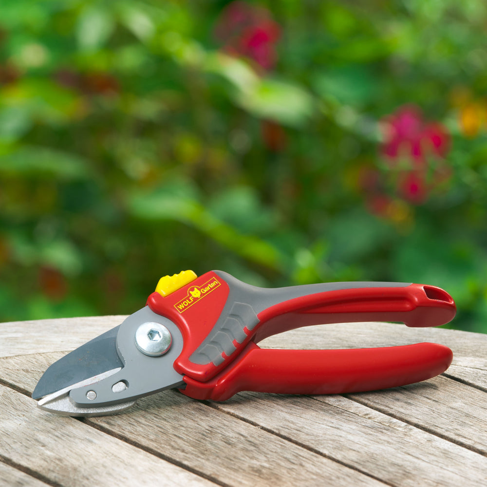 WOLF-Garten 'Comfort Plus' Anvil Secateurs