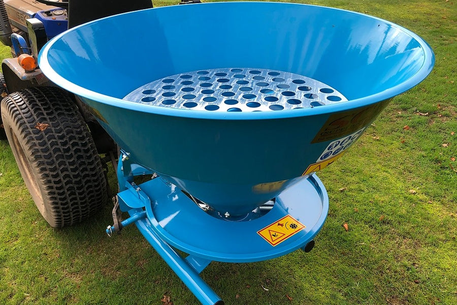SCH GAM3 270 Litre Mounted Broadcast Fertiliser Spreader