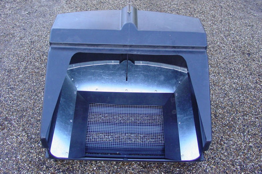 SCH 36" HSTS98 Hard Surface Towed Sweeper