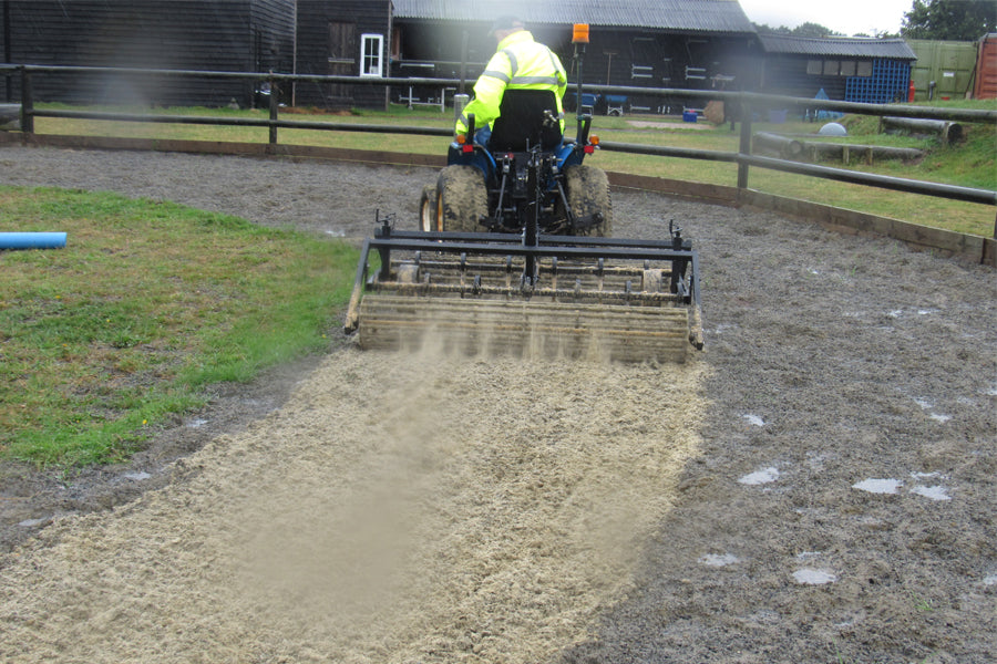 SCH 48" Towed Multi Surface Manège Groomer