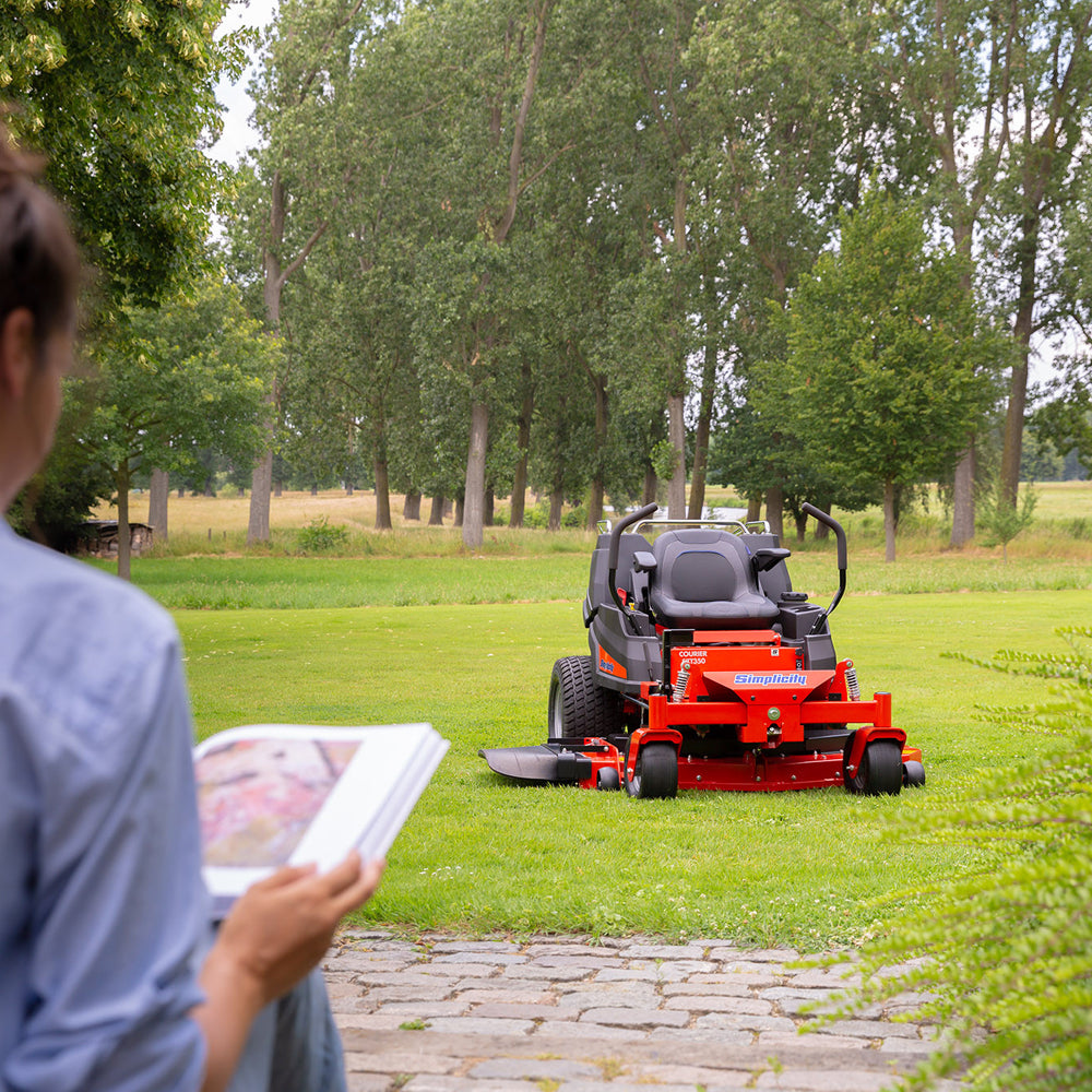 Simplicity Courier SZT350 Zero Turn Side Discharge Lawn Mower