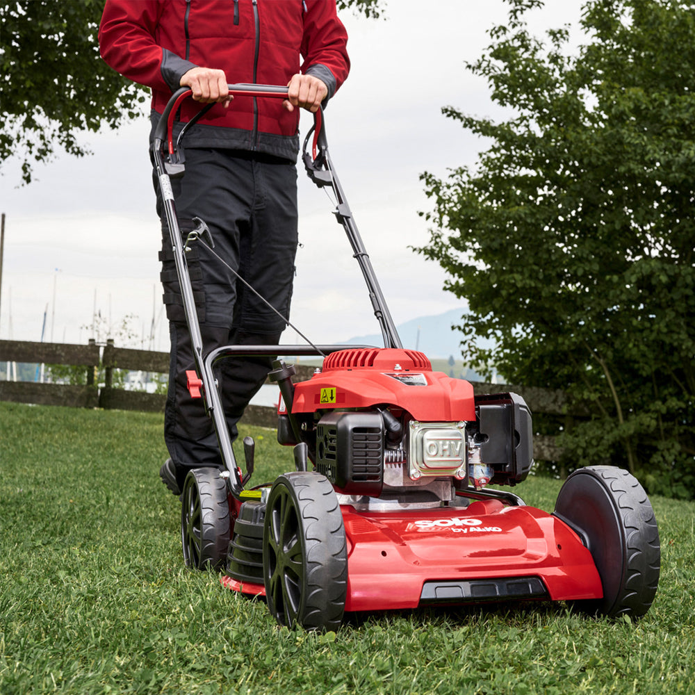 solo by AL-KO 4734 SP-A Bio Comfort Self-Propelled Petrol Mulching Lawn Mower