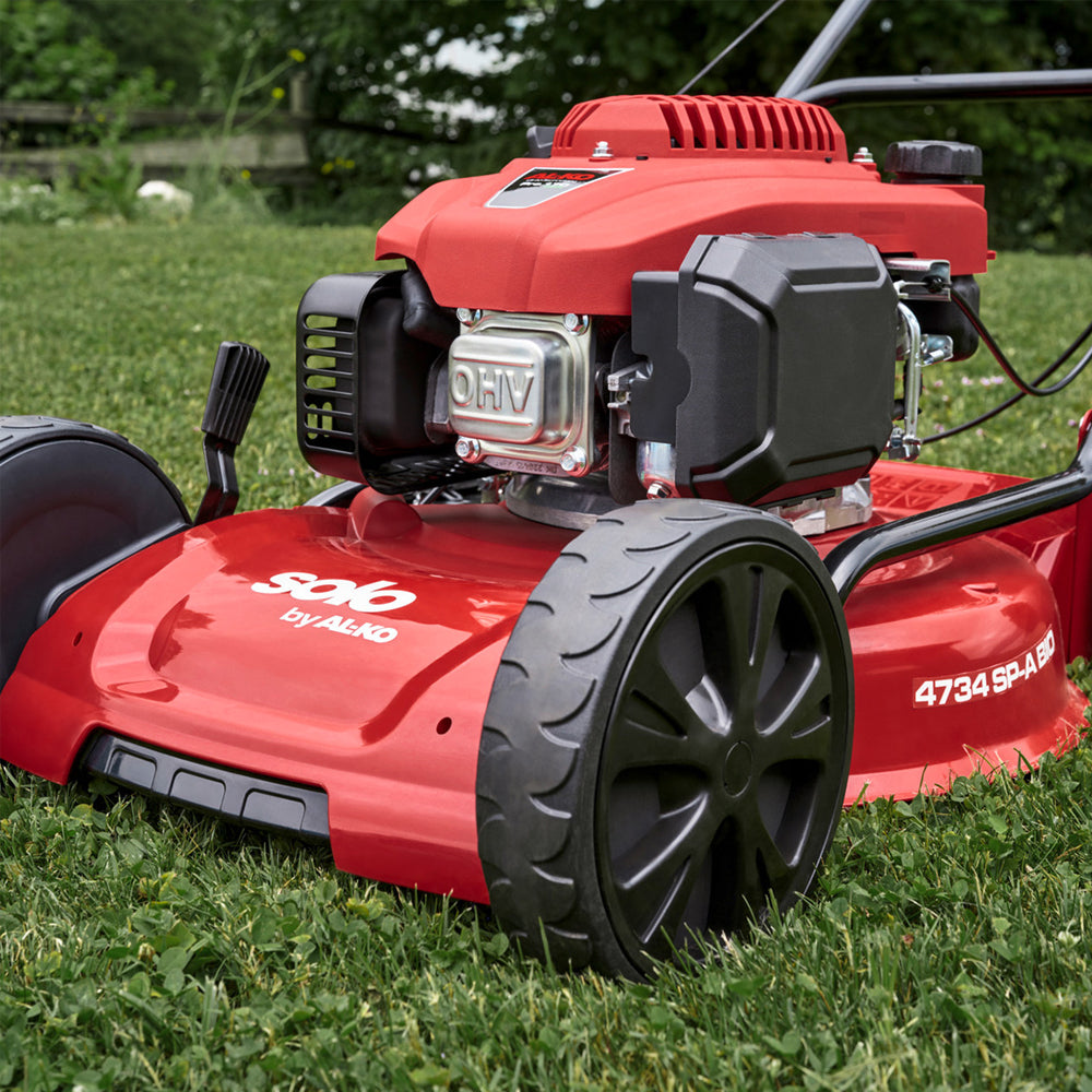 solo by AL-KO 4734 SP-A Bio Comfort Self-Propelled Petrol Mulching Lawn Mower