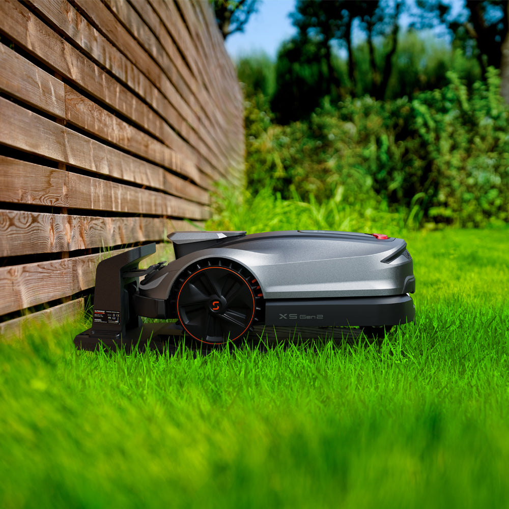 Sunseeker Elite X5 Gen 2 Wireless Robotic Lawn Mower (2000m²)