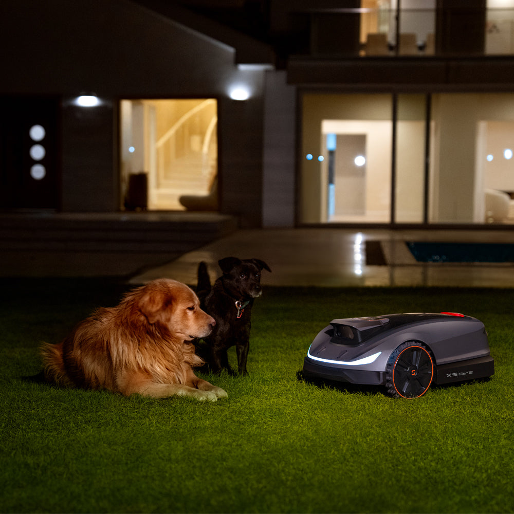 Sunseeker Elite X5 Gen 2 Wireless Robotic Lawn Mower (2000m²)