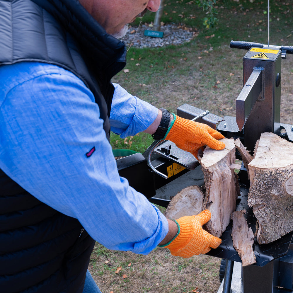 The Handy THLSV7 7 Ton Vertical Electric Log Splitter