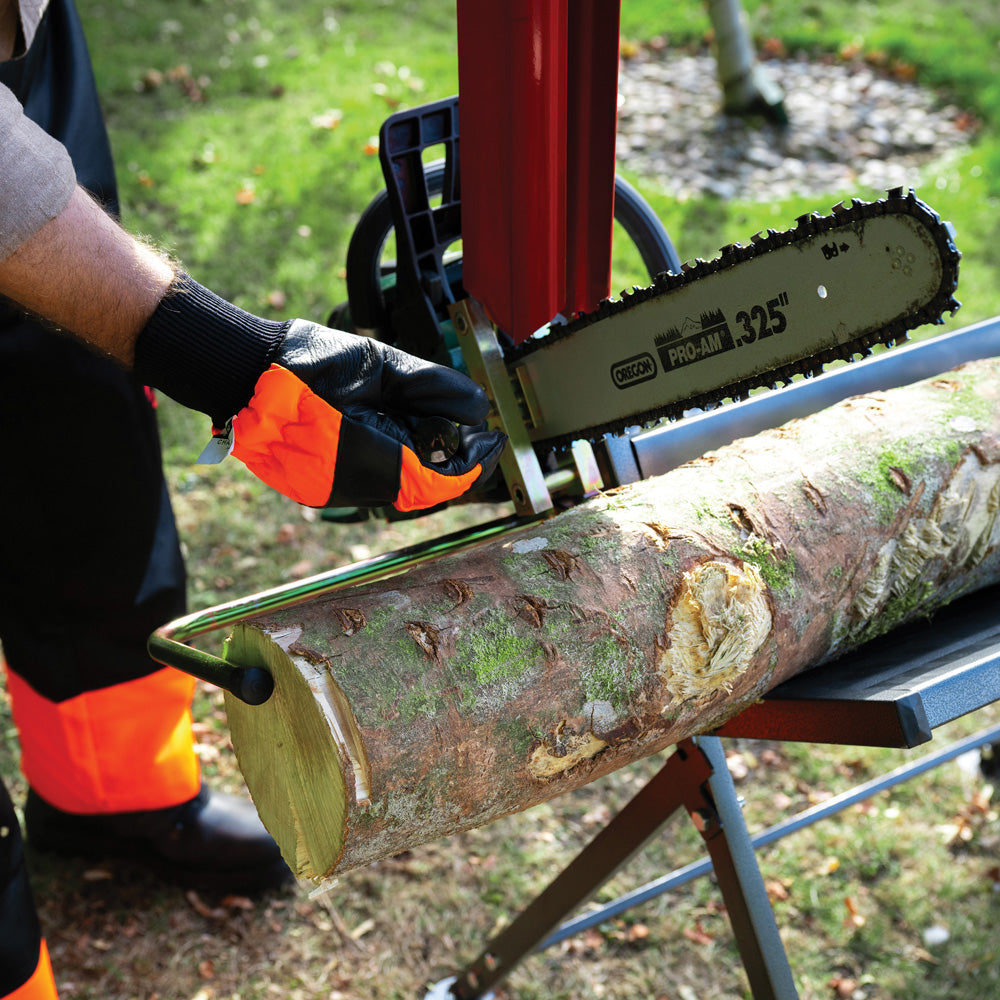 The Handy Saw Horse with Chainsaw Support