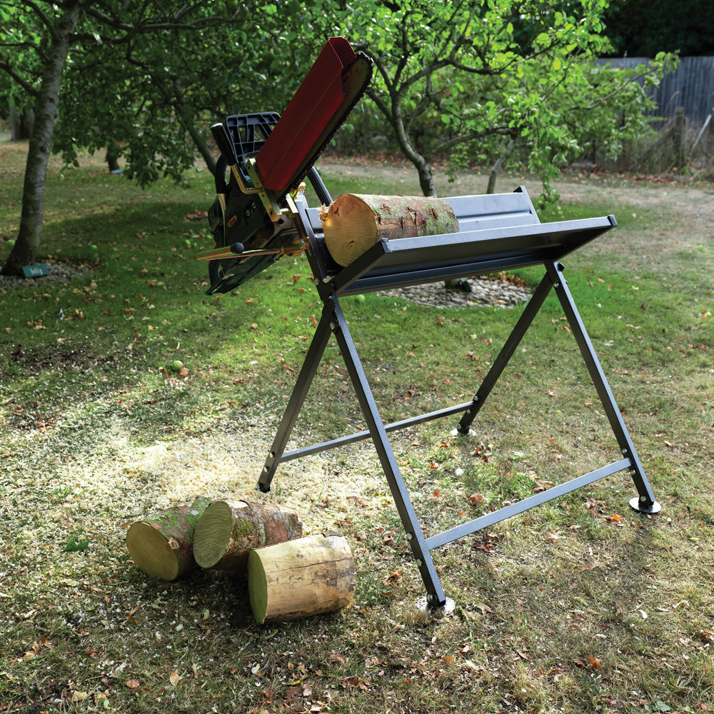 The Handy Saw Horse with Chainsaw Support
