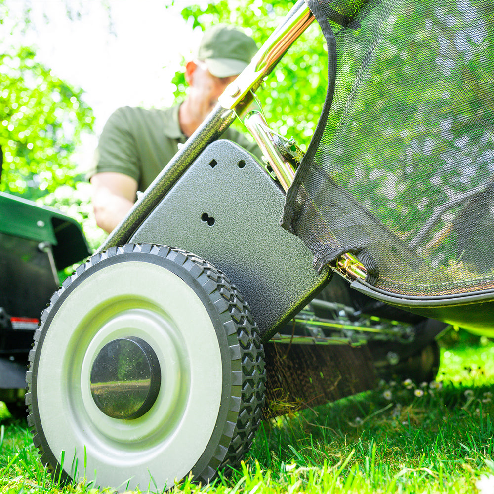 The Handy THTLS38 38" Towed Sweeper