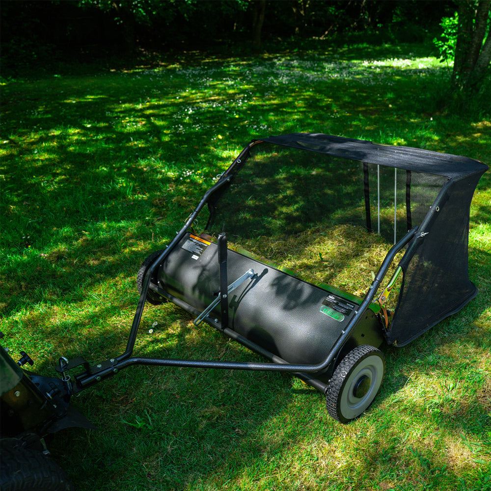 The Handy THTLS38 38" Towed Sweeper