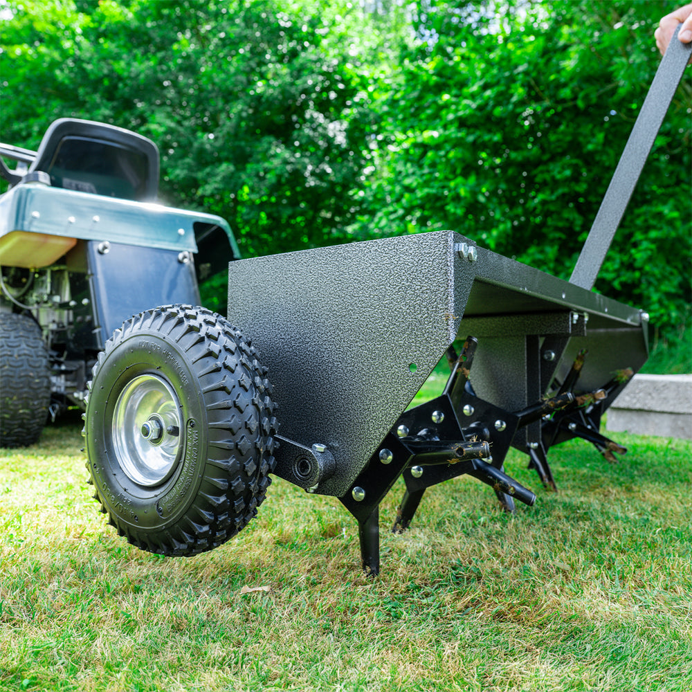 The Handy THTPA40 102cm / 40" Towed Plug Aerator