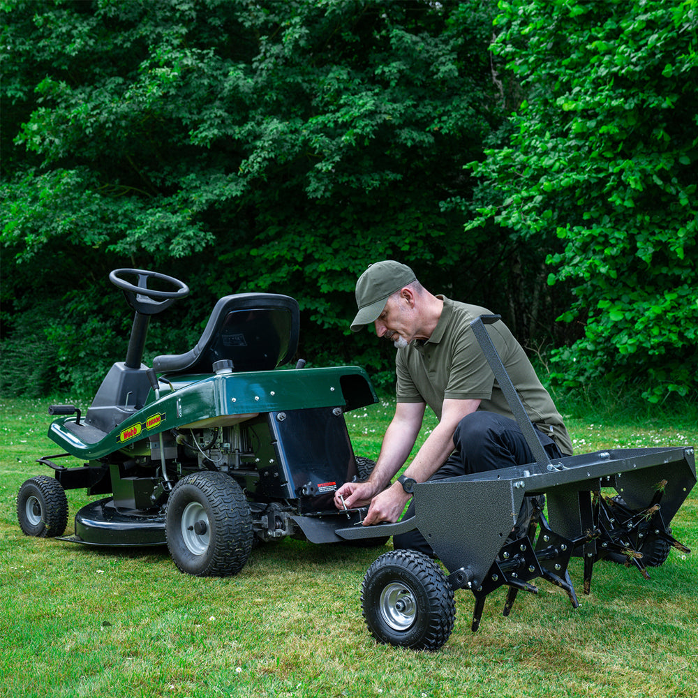 The Handy THTPA40 102cm / 40" Towed Plug Aerator