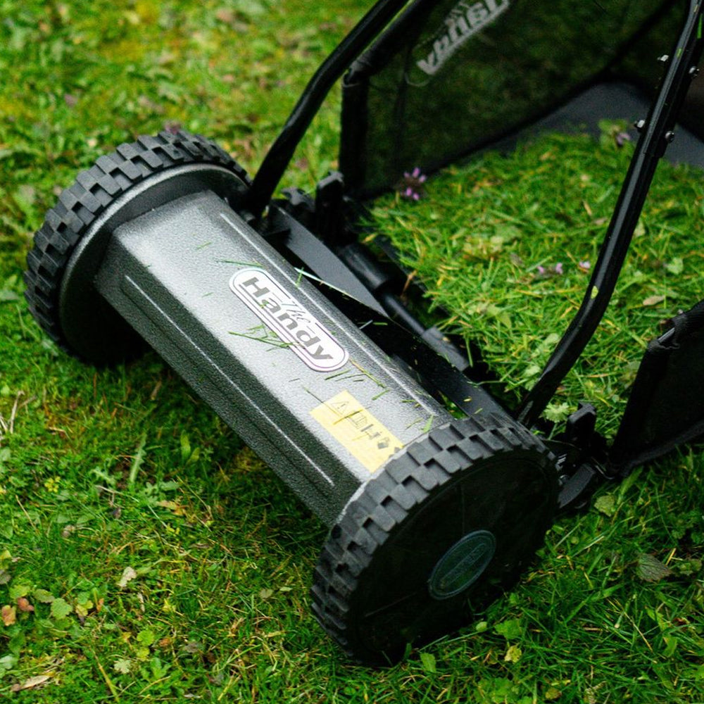 The Handy THHM Push Lawn Mower