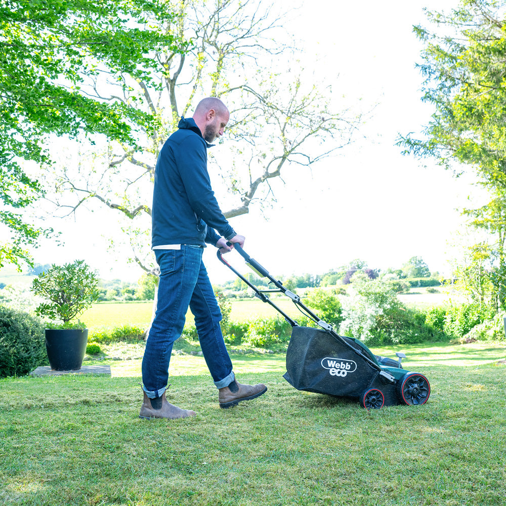 Webb Eco WEV20X2SRBARE X-Series 40V (20V+20V) Cordless Lawn Scarifier Rake (Bare Tool)